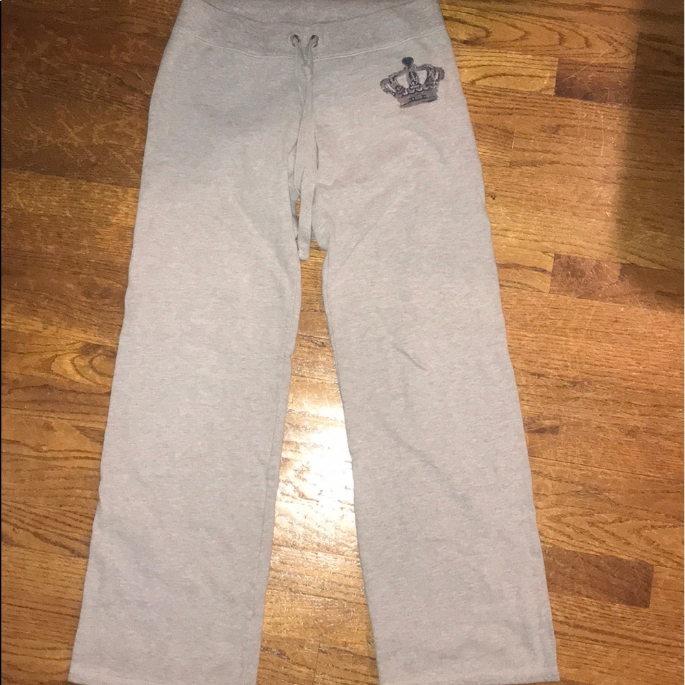 Juicy Couture Sweats 🌷